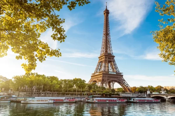 Grupo europa ensueños Paris Francia torre eiffel 15